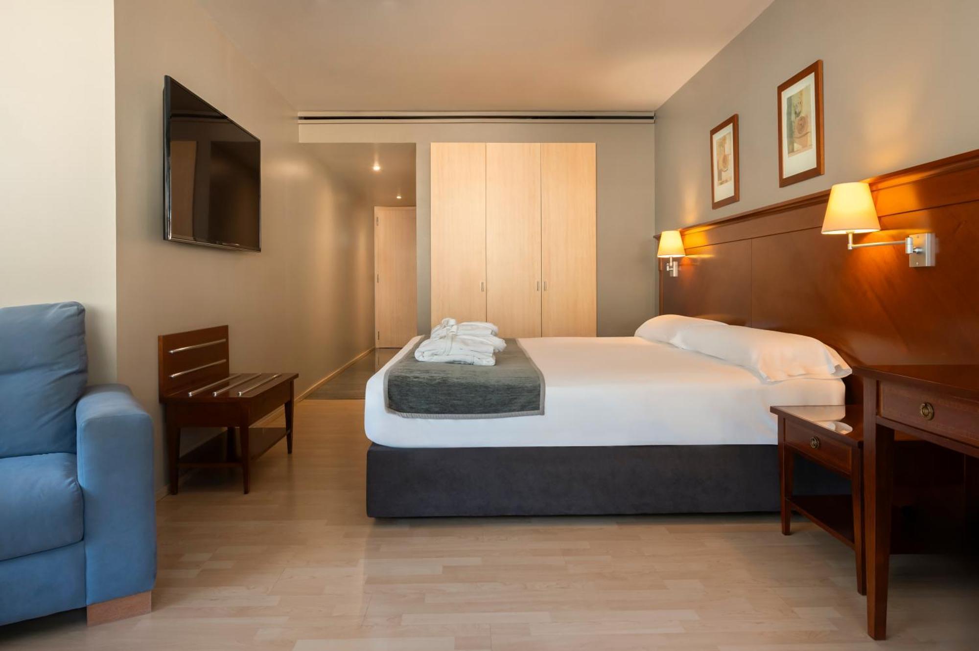Hesperia Andorra Hotel ภายนอก รูปภาพ